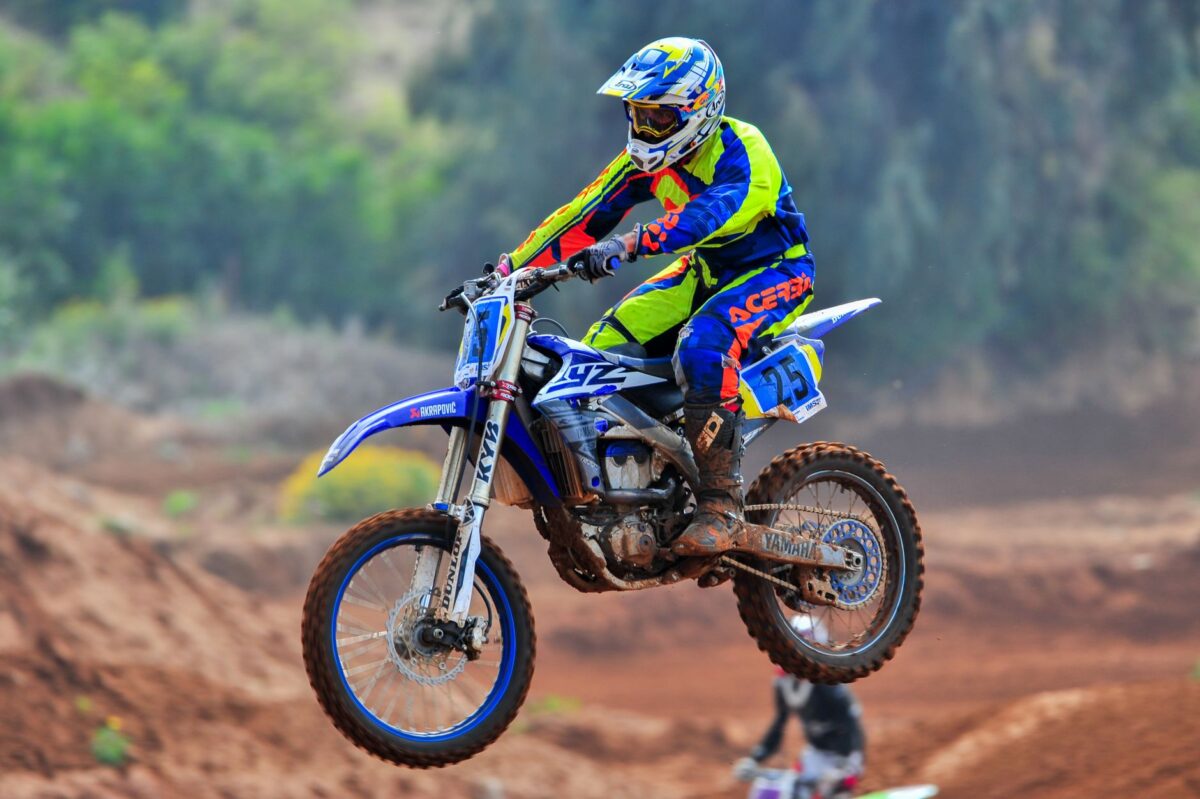 pièces motocross chères erreurs fréquentes éviter